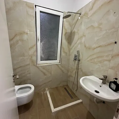 Appartement Eyar House Kamez